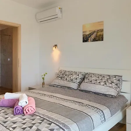 Wonderview Ferienhaus Pula